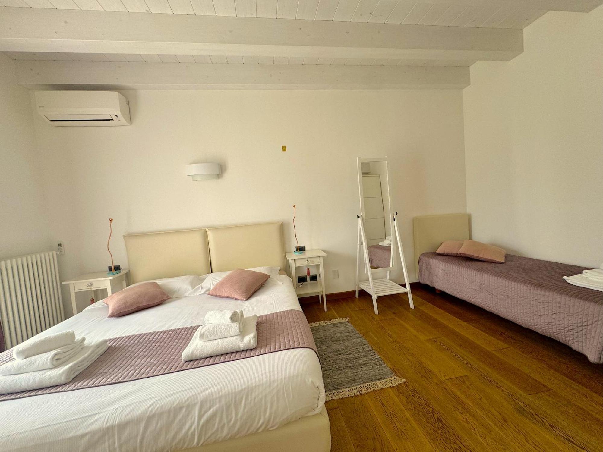The Comfortable House With Big Pool In The Center Of Мергоццо Экстерьер фото